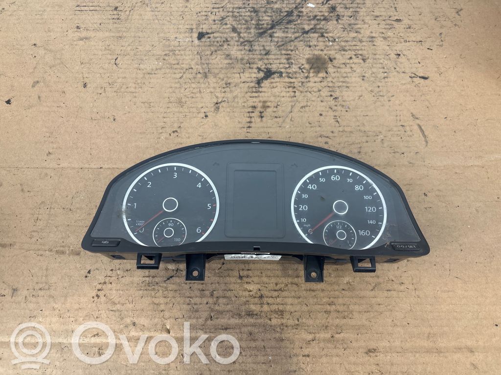 Volkswagen Tiguan Geschwindigkeitsmesser Cockpit 