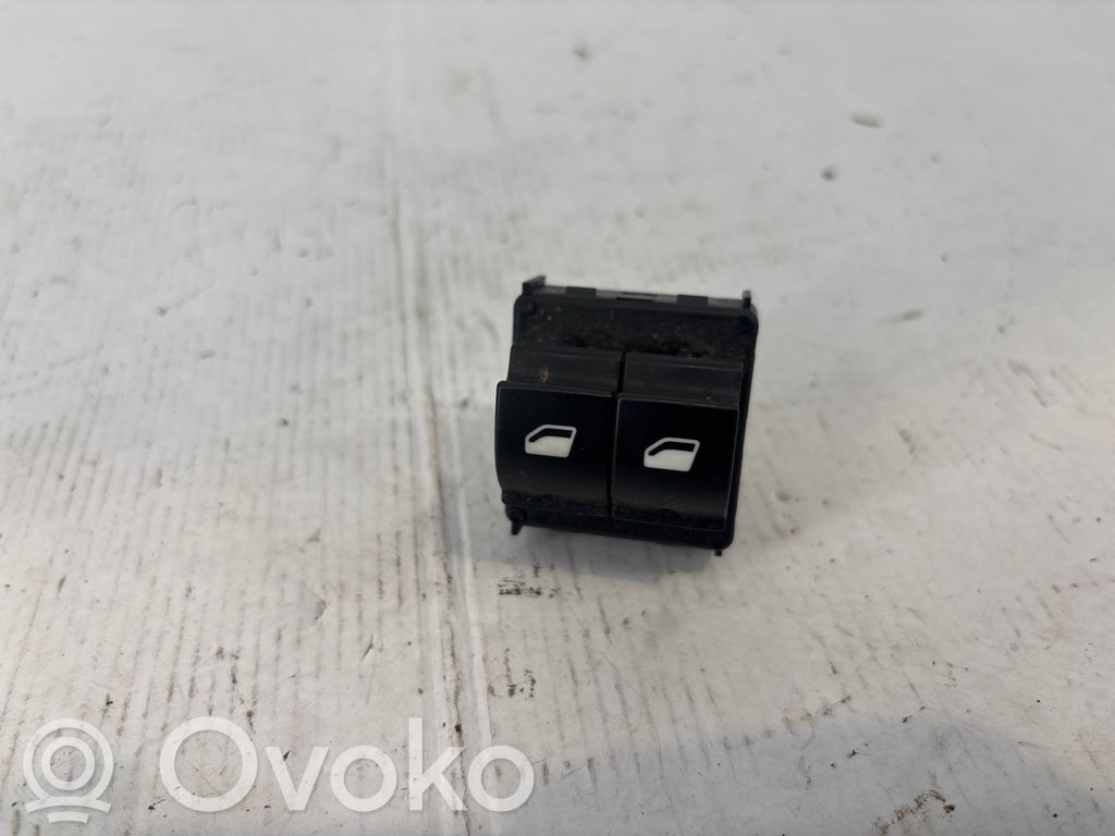 Citroen C4 Cactus Electric window control switch 