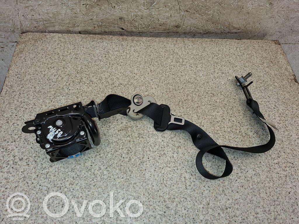 Mazda 3 III Cinturón delantero 