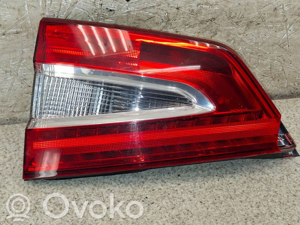 Ford Galaxy Takaluukun takavalot 