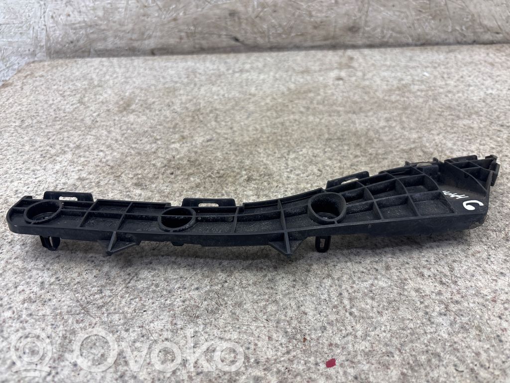 Toyota Avensis T270 Rear bumper mounting bracket 