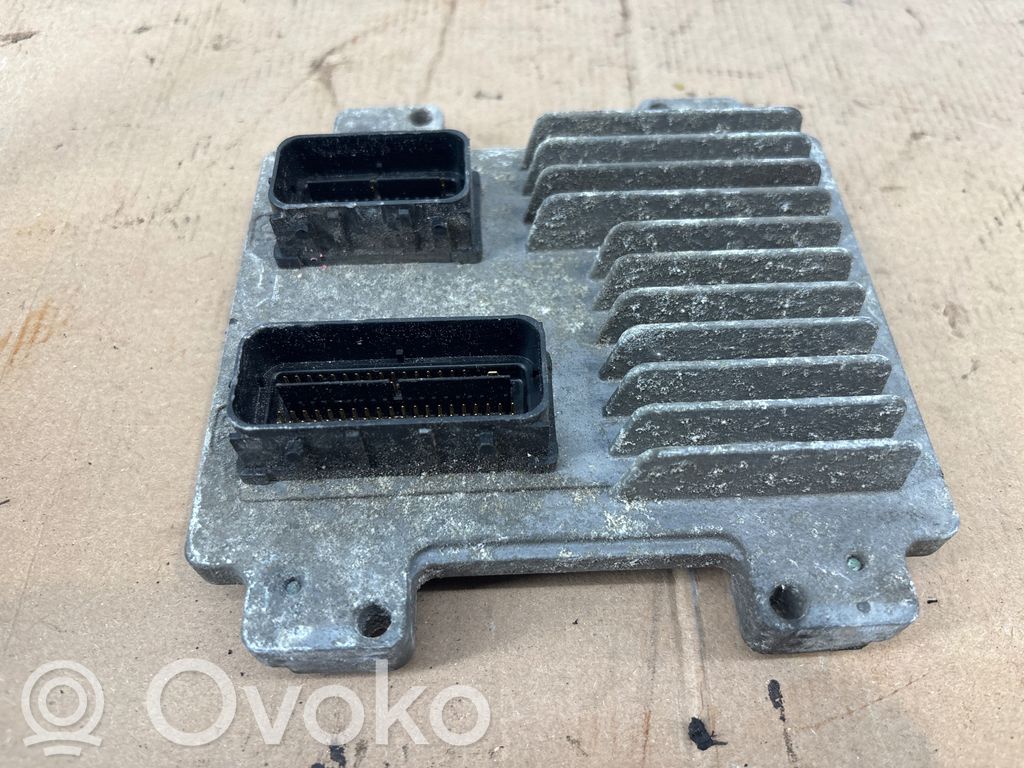 Opel Meriva B Engine control unit/module 