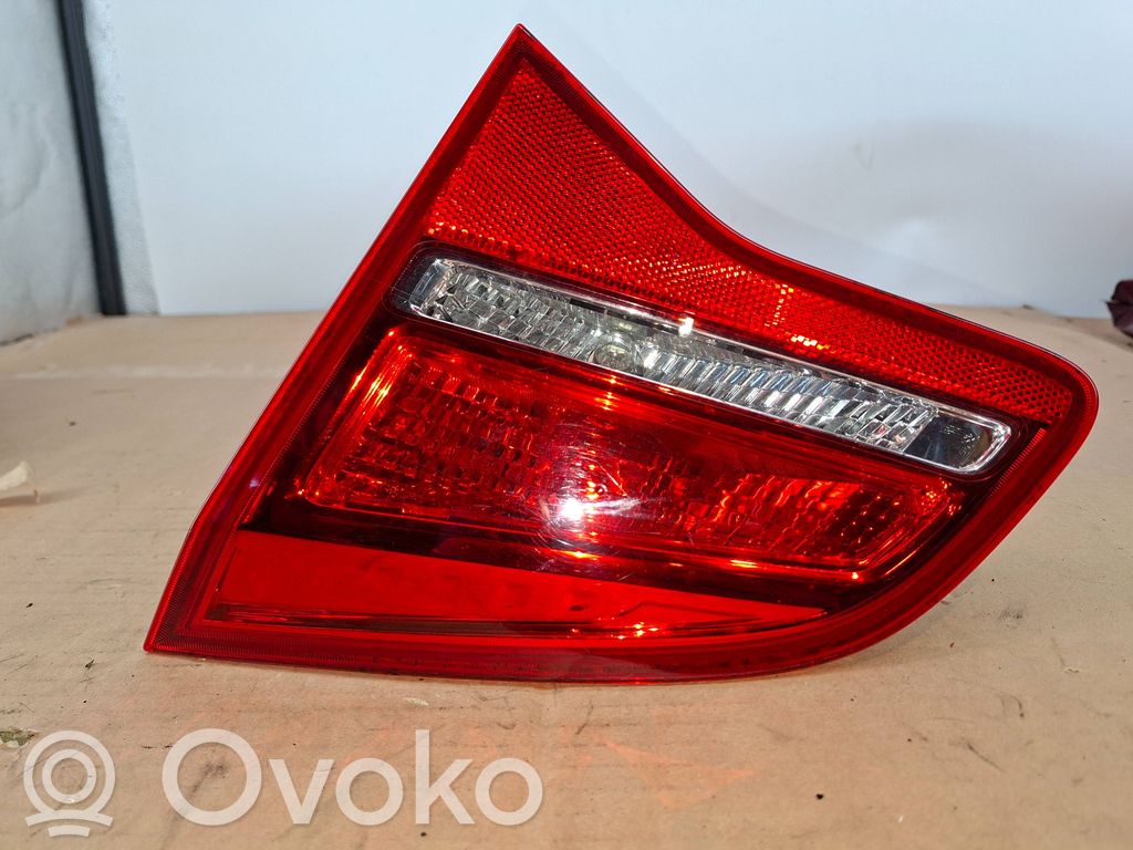 Opel Meriva B Lampă spate în capacul portbagajului 