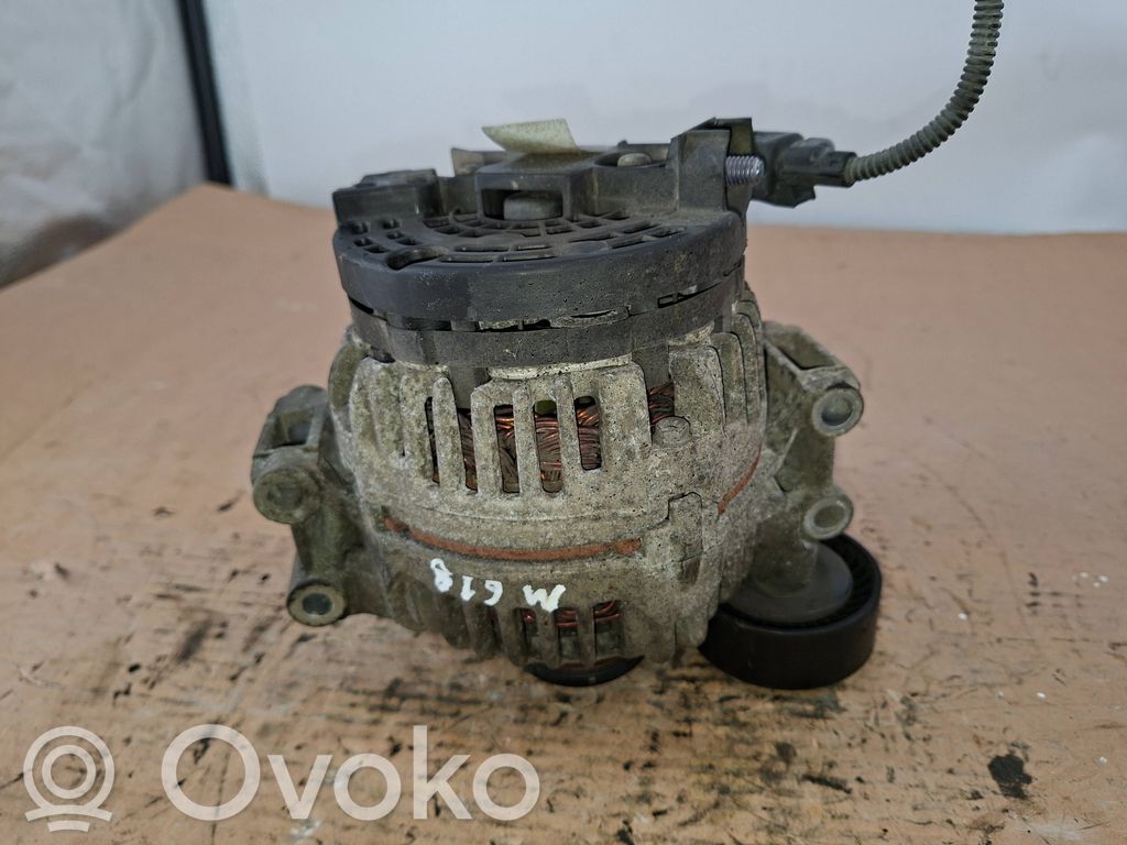 BMW 1 E81 E87 Generator/alternator 