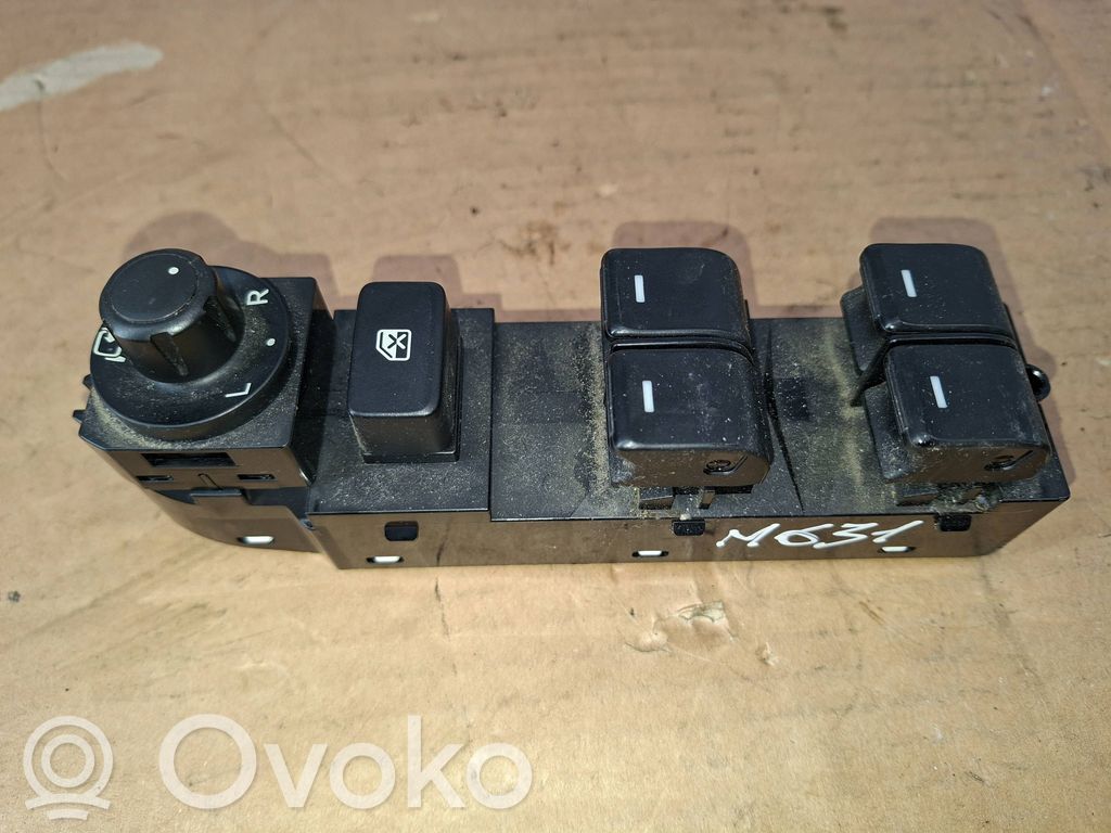 Mazda 6 Electric window control switch 