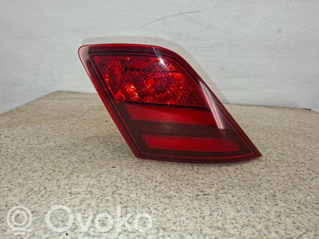 Peugeot 308 Luz trasera/de freno 