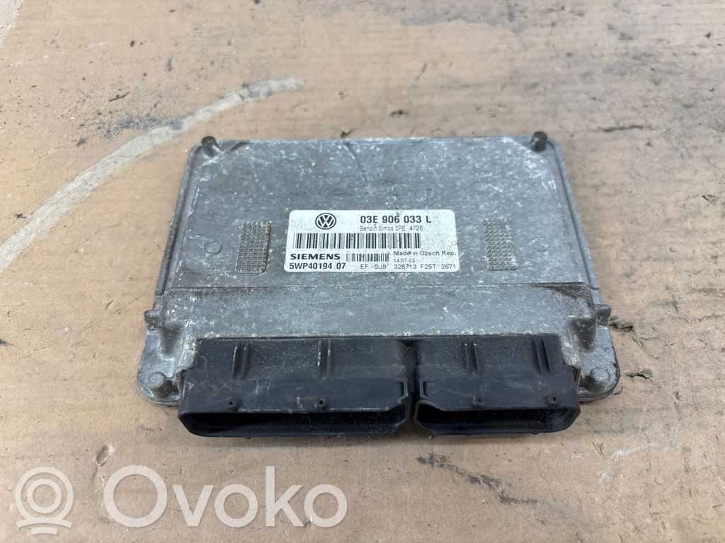Volkswagen Polo V 6R Engine control unit/module 
