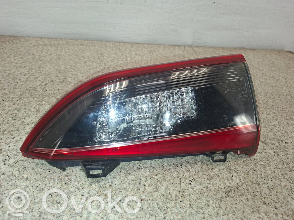 Lampy tylnej klapy bagażnika   22641957,02V1W,13655,S02R1