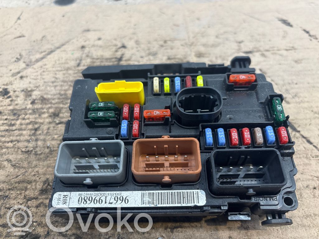 Módulo de fusible   9667199680