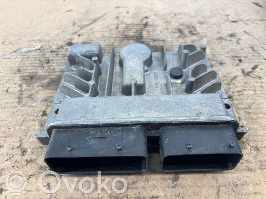 Opel Astra J Engine control unit/module 