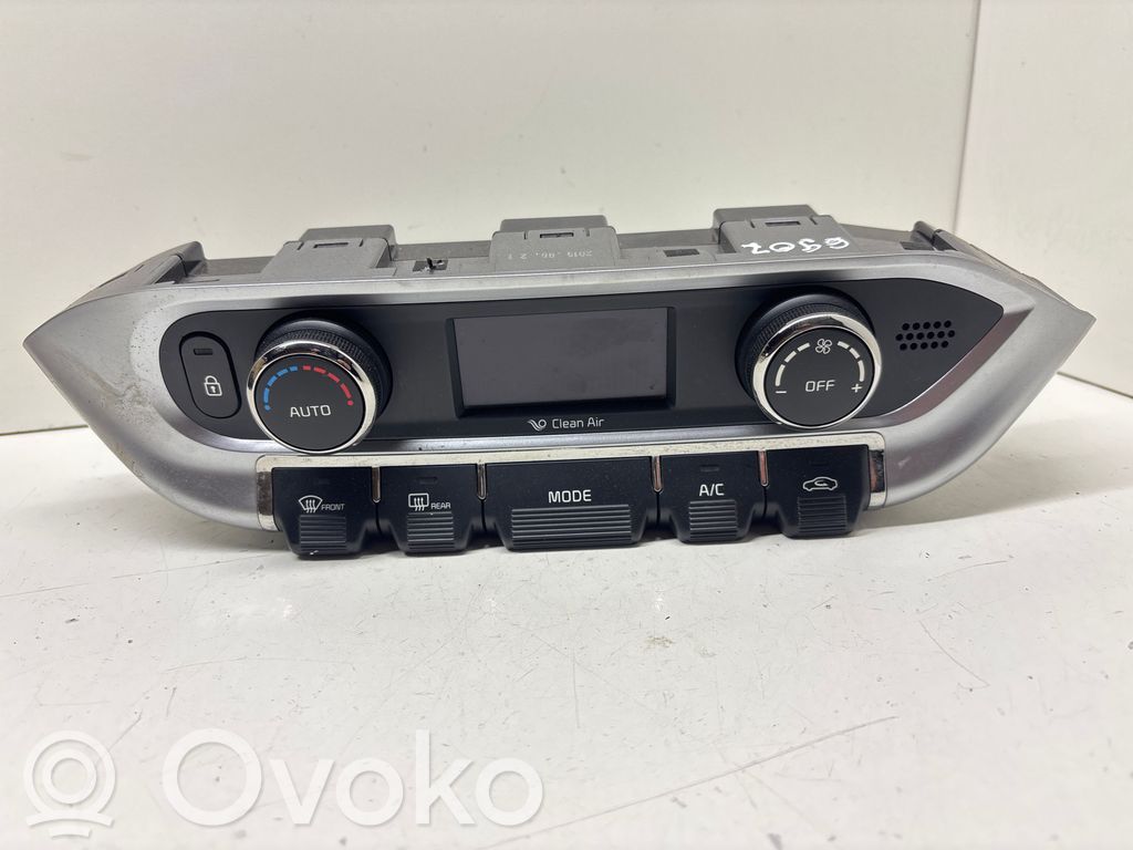 Climate control unit   972501W640