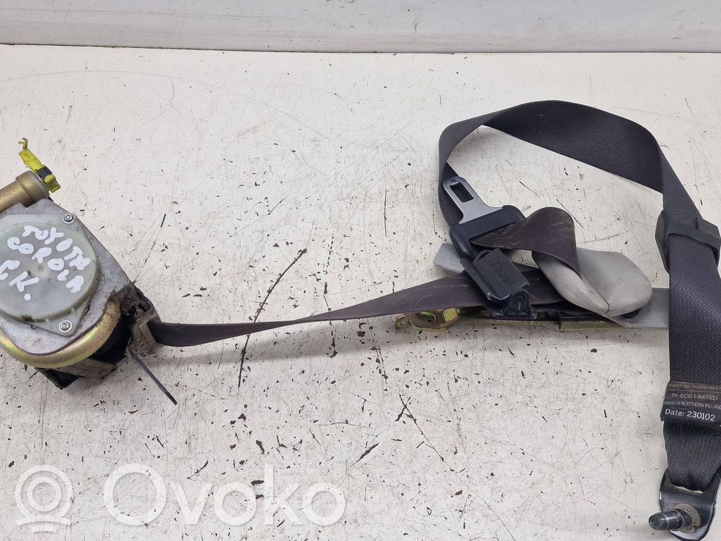 Toyota Corolla E120 E130 Sicherheitsgurt vorne 