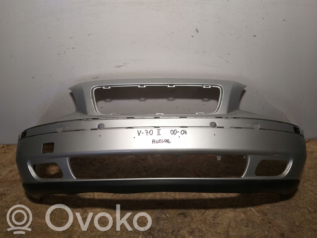 Volvo V70 Front bumper 