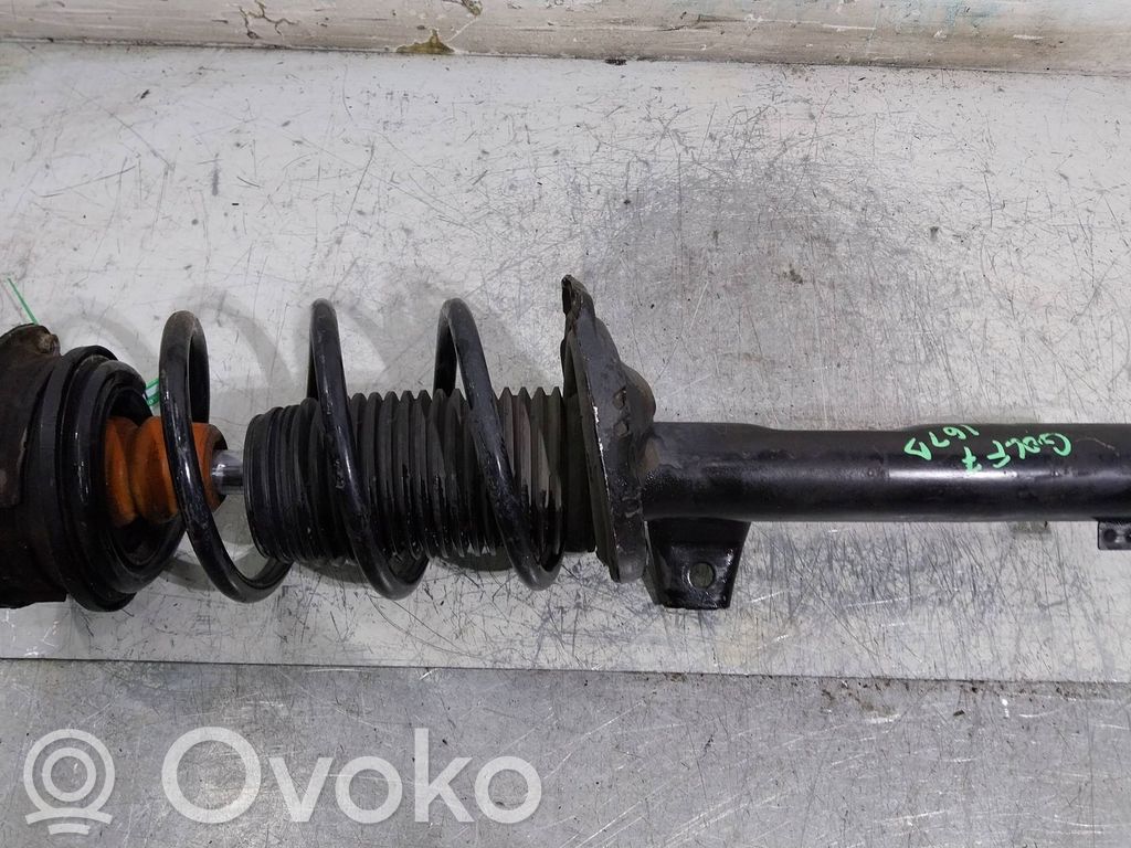 Volkswagen Golf VII Amortyzator przedni 
