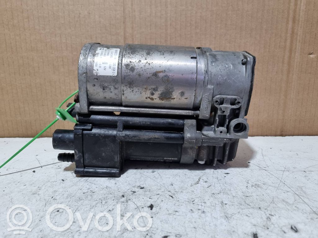 BMW 5 F10 F11 Kompresor zawieszenia tylnego pneumatycznego 