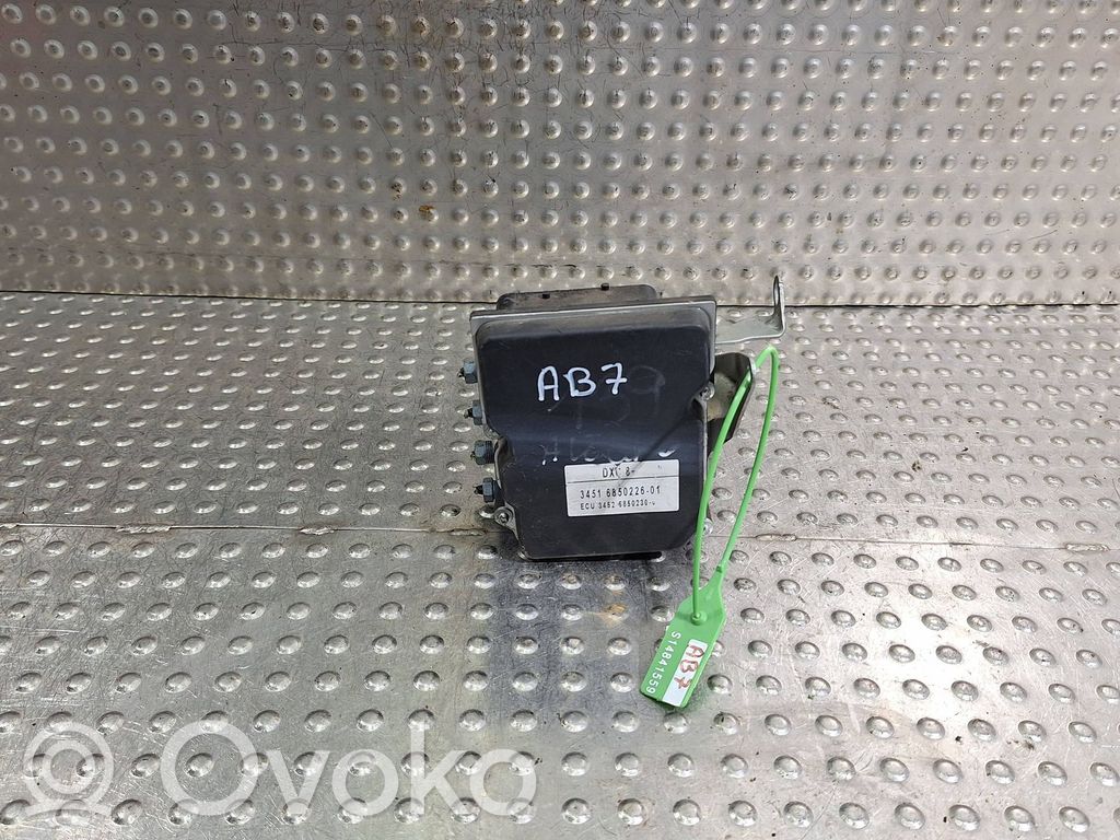 BMW X1 E84 ABS bloks 