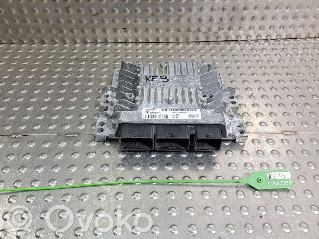 Ford C-MAX I Engine control unit/module 