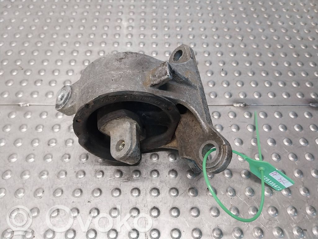Ford Fiesta Gearbox mounting bracket 