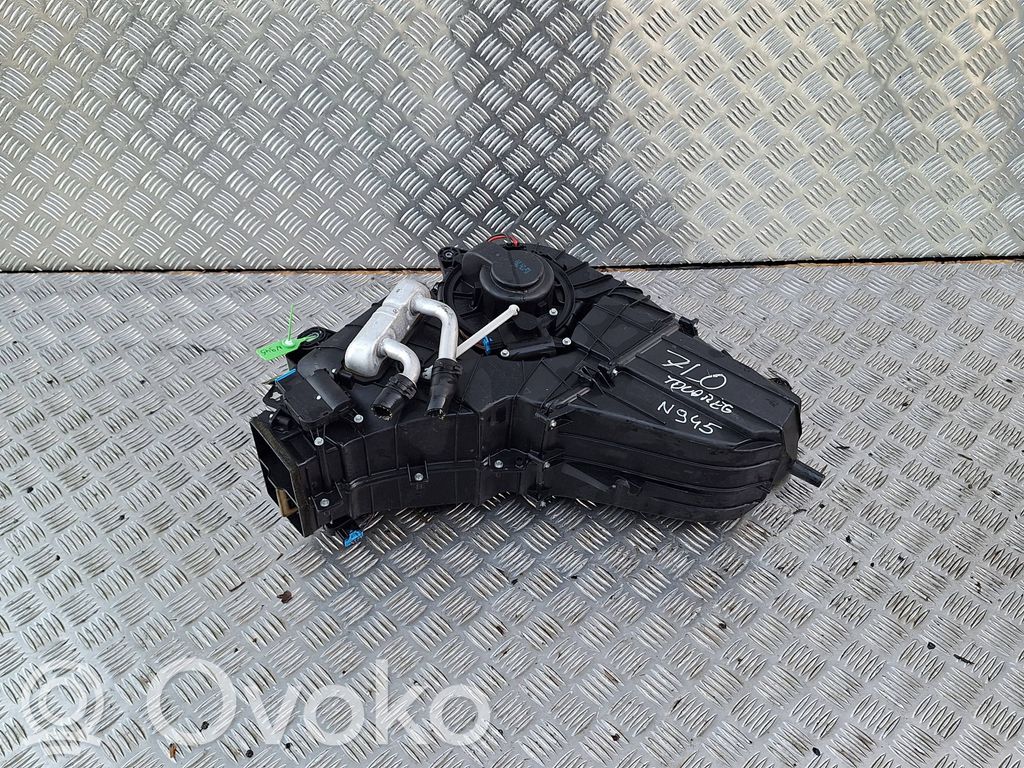 Volkswagen Touareg I Interior heater climate box assembly 