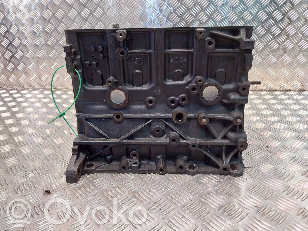 Volkswagen PASSAT B7 Engine block 