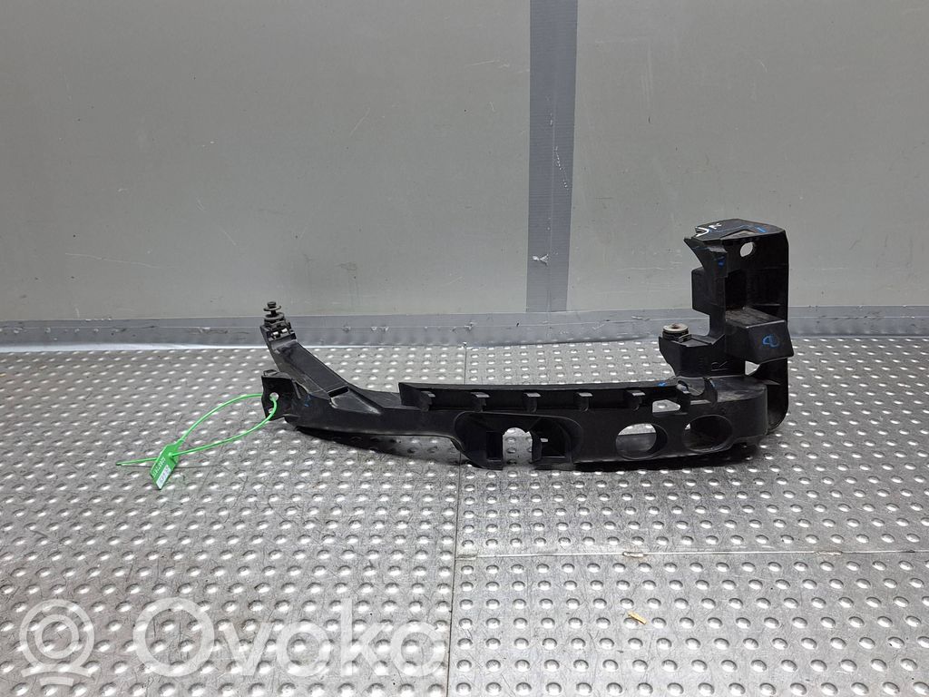 Audi A3 S3 8P Headlight/headlamp mounting bracket 