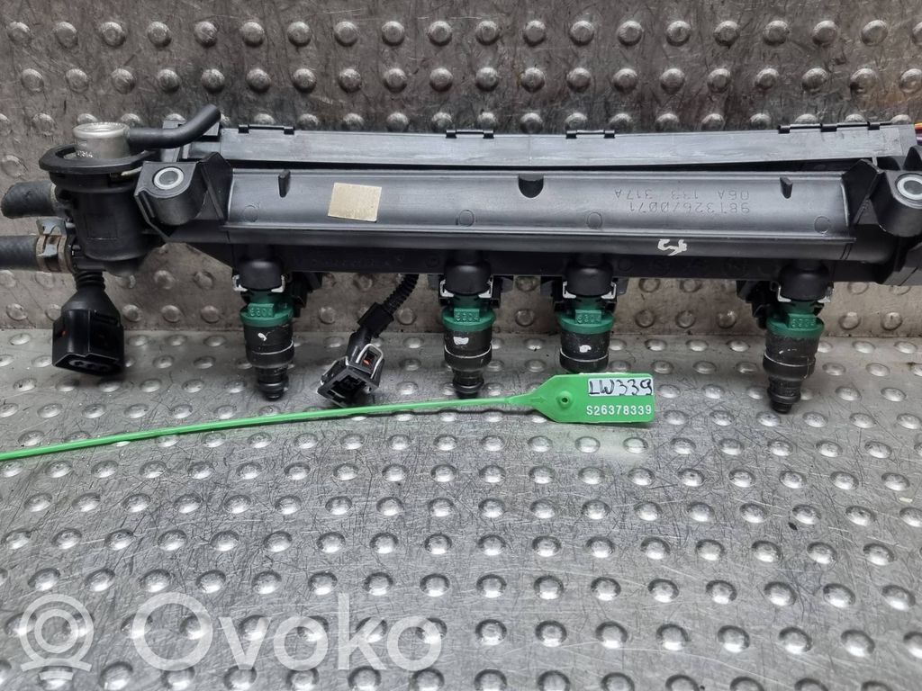 Volkswagen Golf IV Rampă alimentare injectoare 