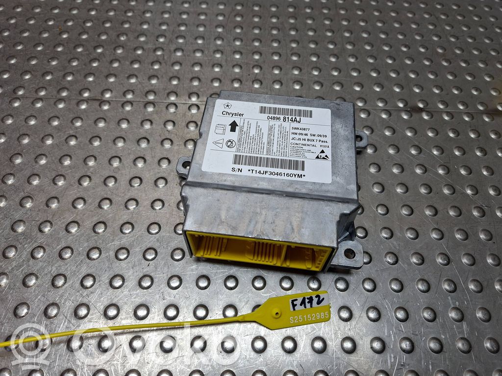 Unidad de control/módulo del Airbag   04896814AJ