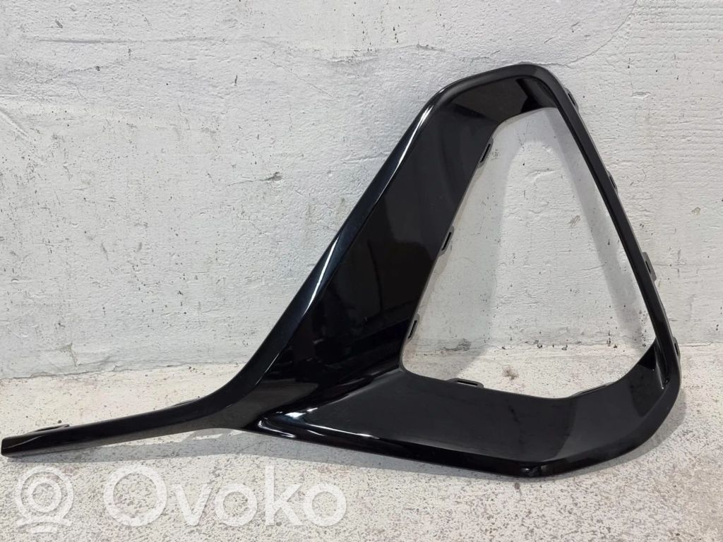 Audi e-tron Front bumper lower grill 