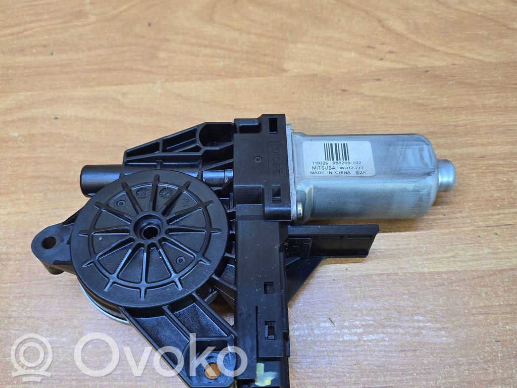 Volvo S60 Priekinio lango pakelėjo varikliukas 