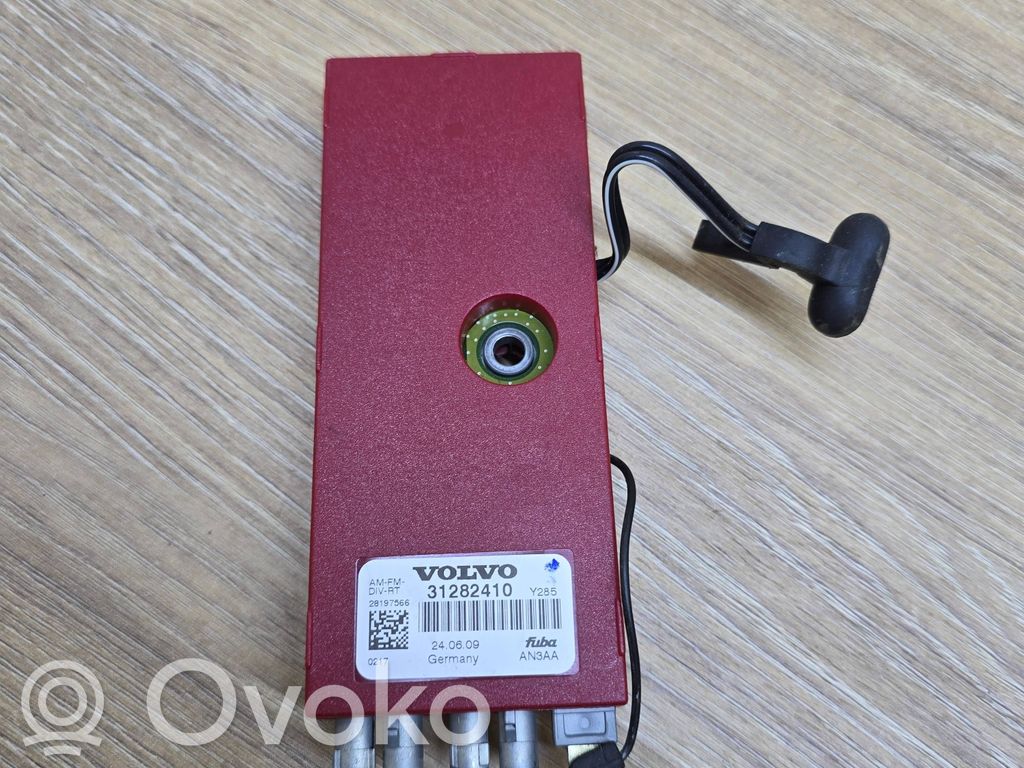 Volvo V70 Antenos stiprintuvas 
