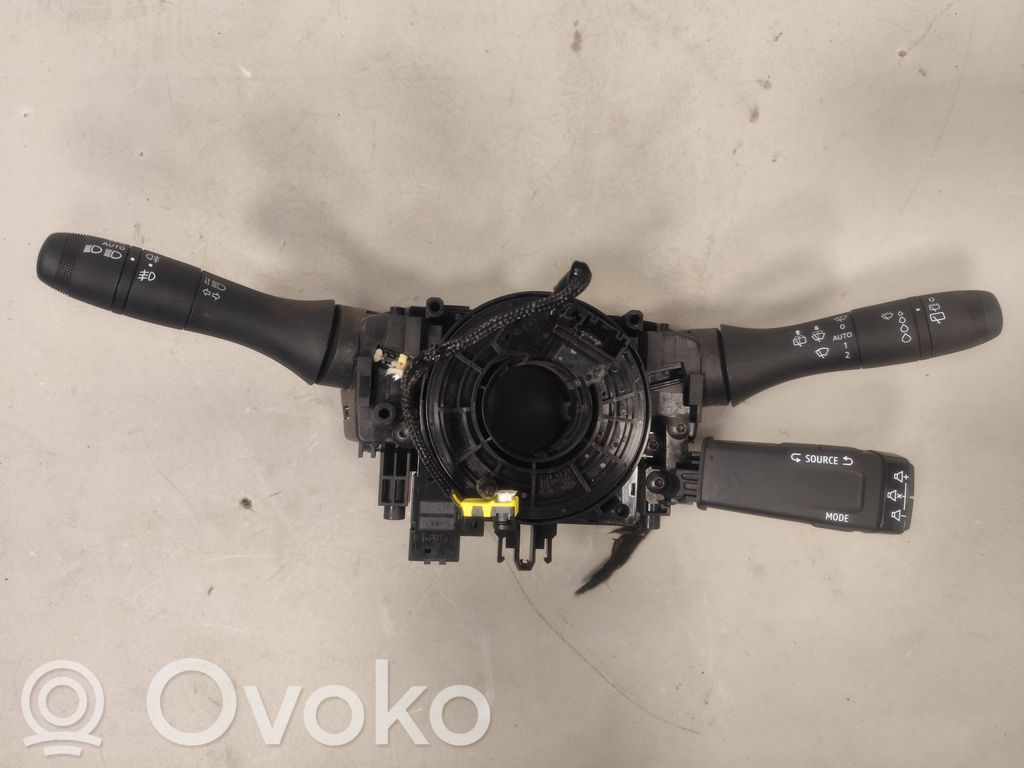 Dacia Duster III Wiper control stalk 