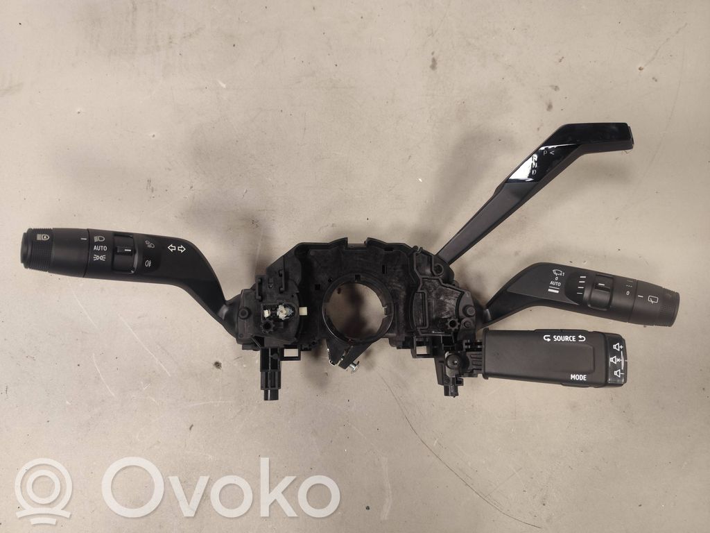 Renault Austral Wiper speed switch 