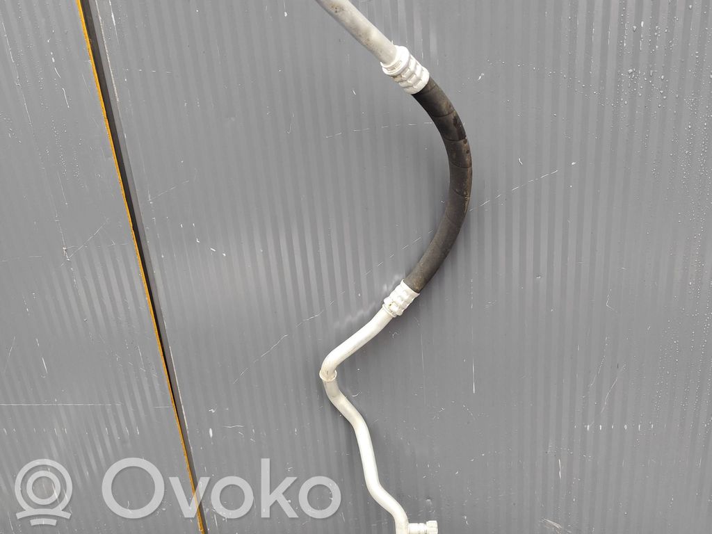 Audi Q3 F3 Wąż / Przewód klimatyzacji A/C 