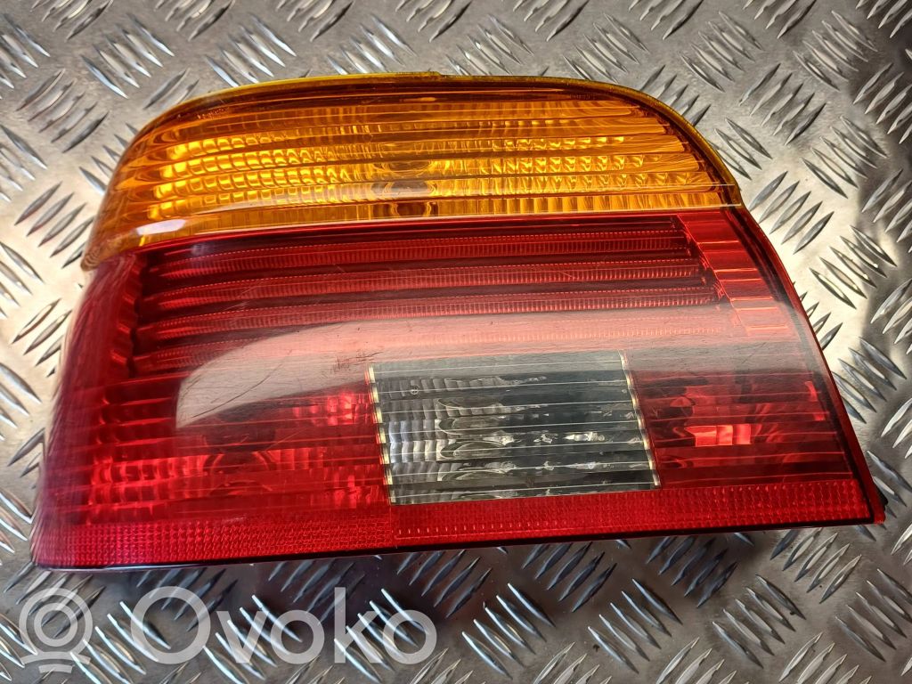 BMW 5 E39 Galinis žibintas kėbule 