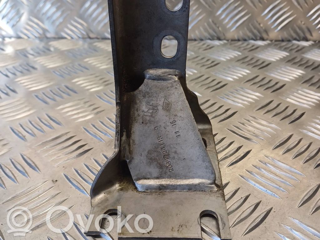 Engine mounting bracket   208172811R,1116