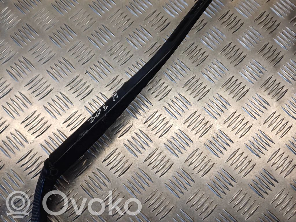 Peugeot 307 Windshield/front glass wiper blade 