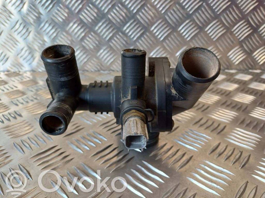 Termostaatin kotelo   BK2Q8A586AB,1W584A