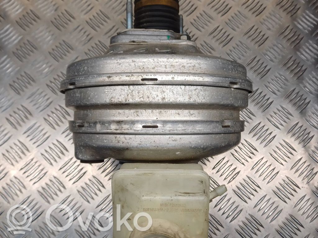 BMW X3 E83 Brake booster 