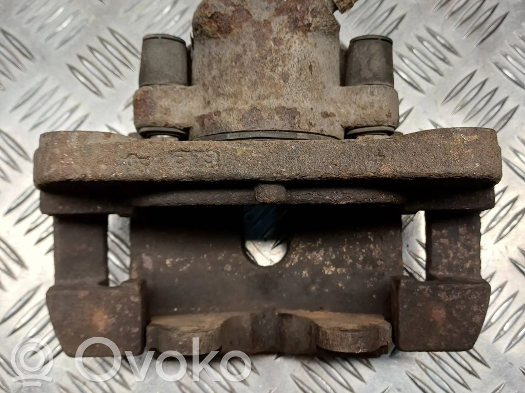 BMW X3 E83 Front brake caliper 