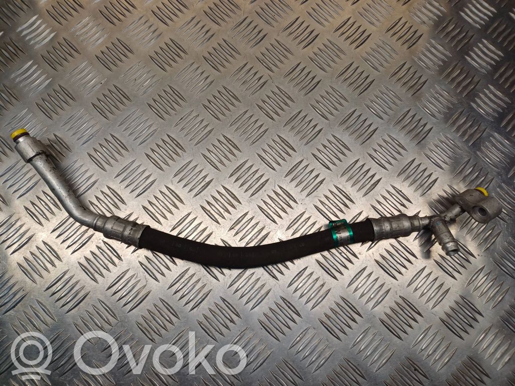 BMW X3 E83 Ilmastointilaitteen putki (A/C) 