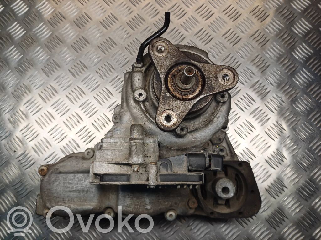 BMW X1 E84 Pavarų dėžės reduktorius (razdatkė) 