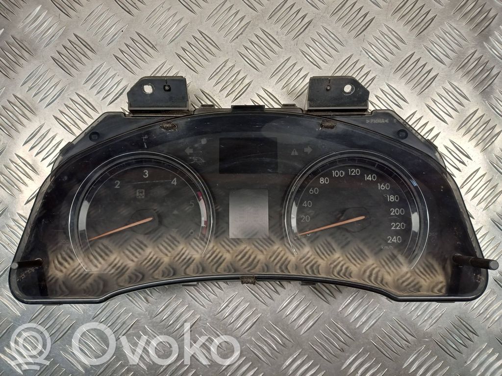 Toyota Avensis T270 Licznik / Prędkościomierz 