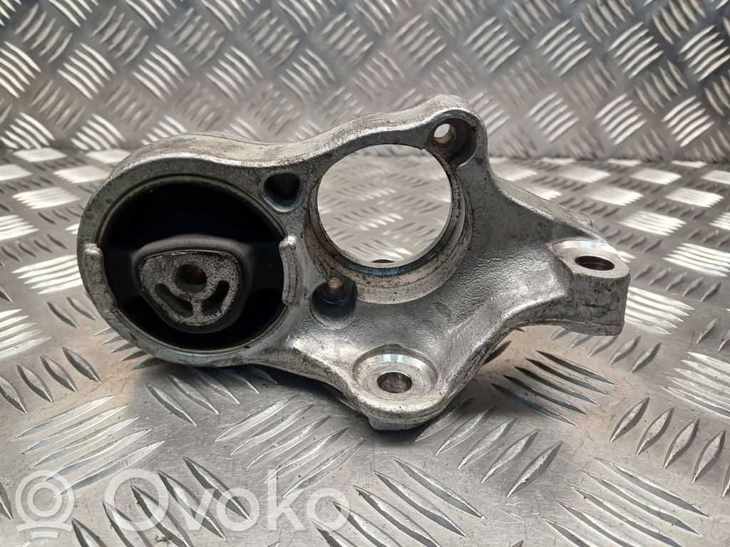 Peugeot 208 I Driveshaft support bearing bracket 
