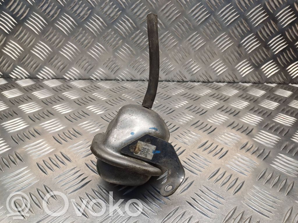 Mazda CX-5 Tyhjiösäiliö 