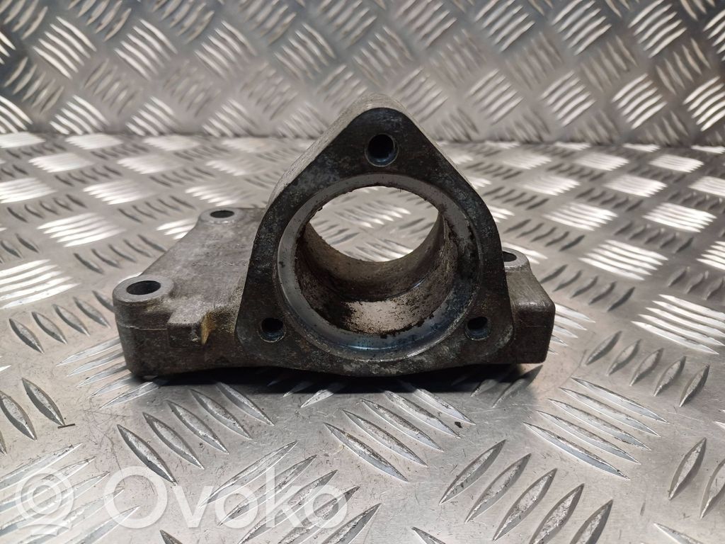 Opel Zafira B Driveshaft support bearing bracket 