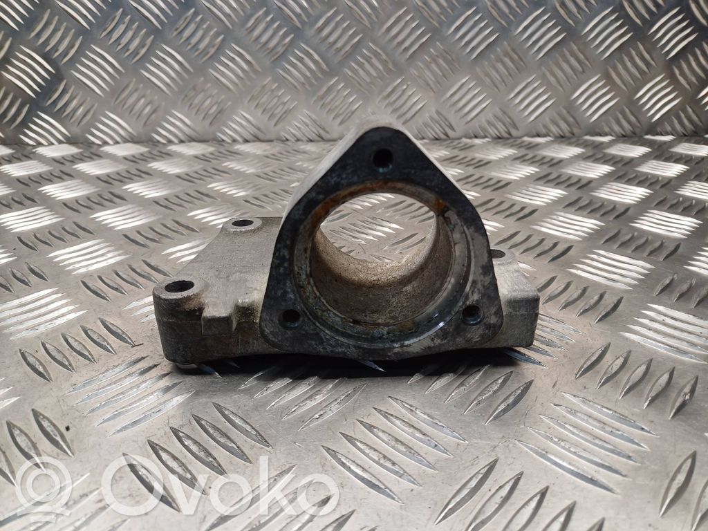 Opel Vectra C Driveshaft support bearing bracket 
