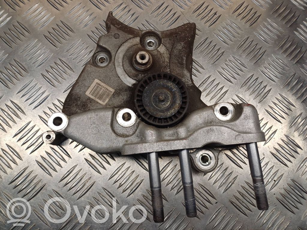 Opel Combo D Engine mounting bracket 
