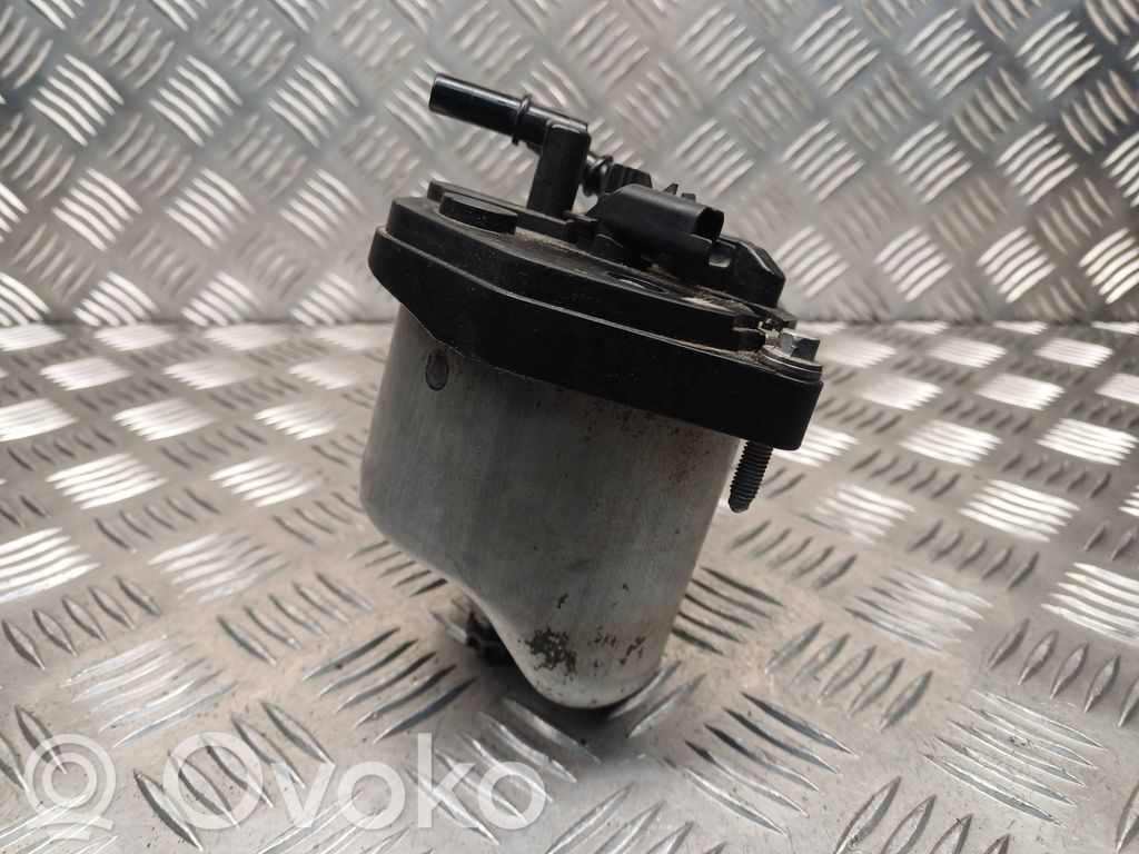 Volvo C30 Fuel filter housing 