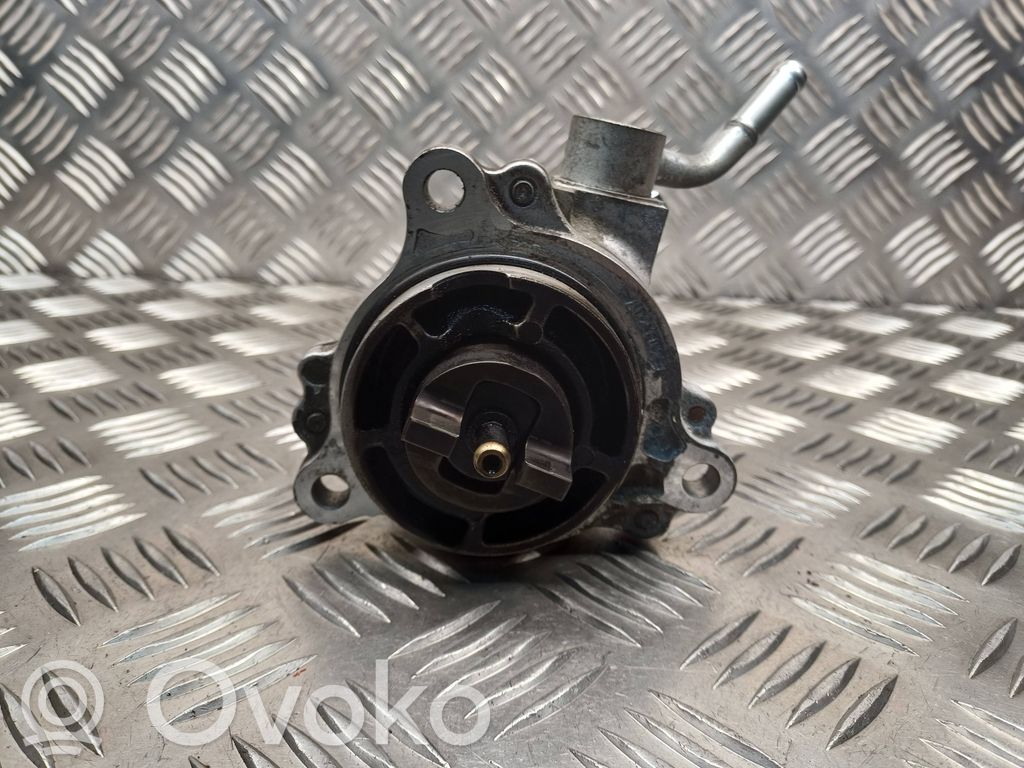Mazda 6 Vacuum pump 