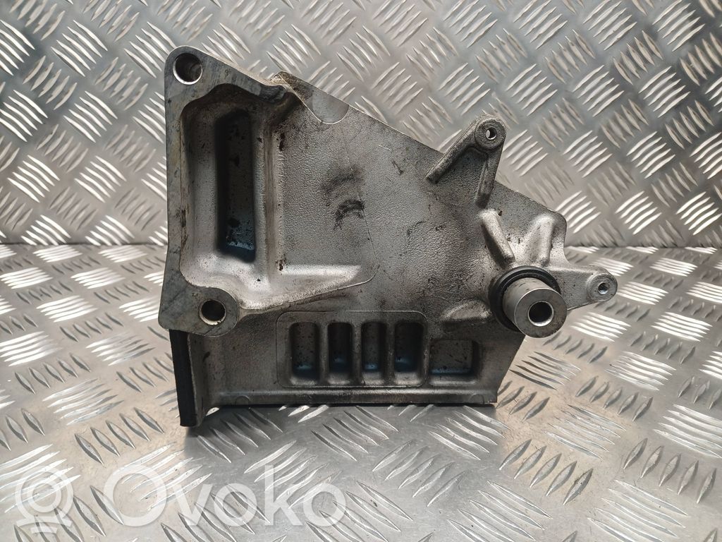 Opel Antara Engine mounting bracket 